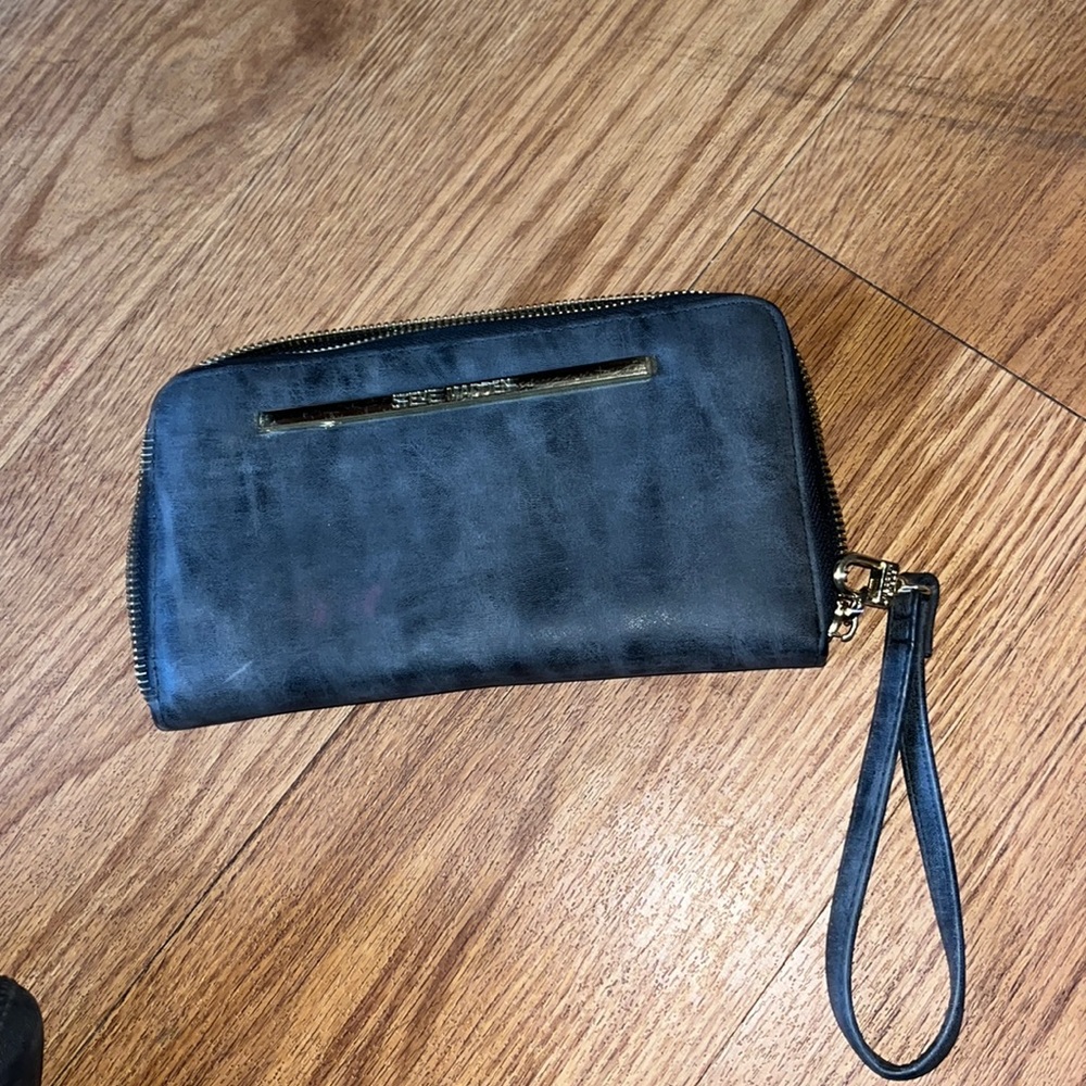 Steve Madden wallet